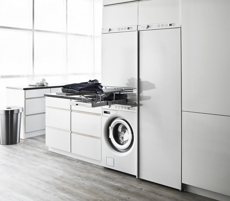 Выдвижная гладильная доска Asko HI1153S