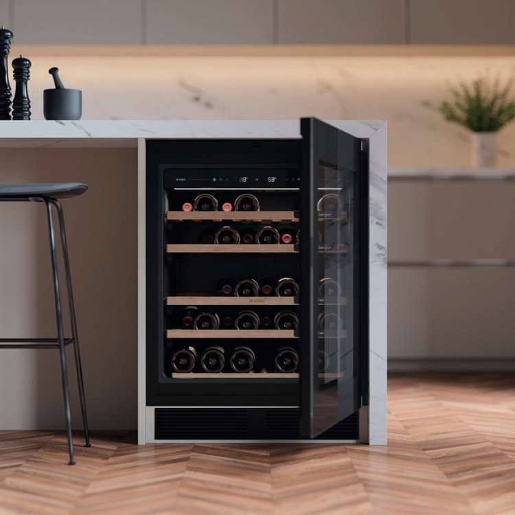 Винный климатический шкаф WU886G1ENB1