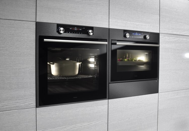 Духовой шкаф с функцией приготовления на пару Asko OCS8687B