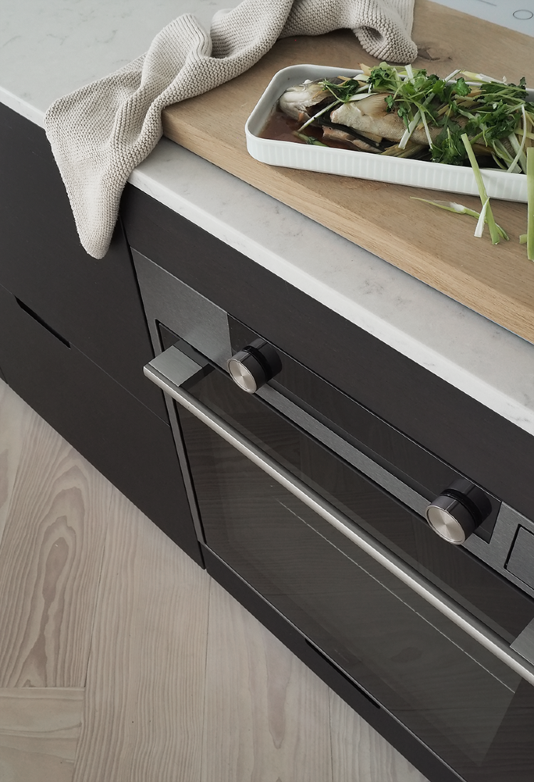 Духовой шкаф с функцией приготовления на пару Asko OCS8687B